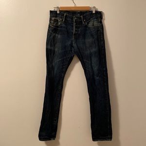 Gently Used Men’s Distressed Gap Skinny Size 32x30 denim Jeans.